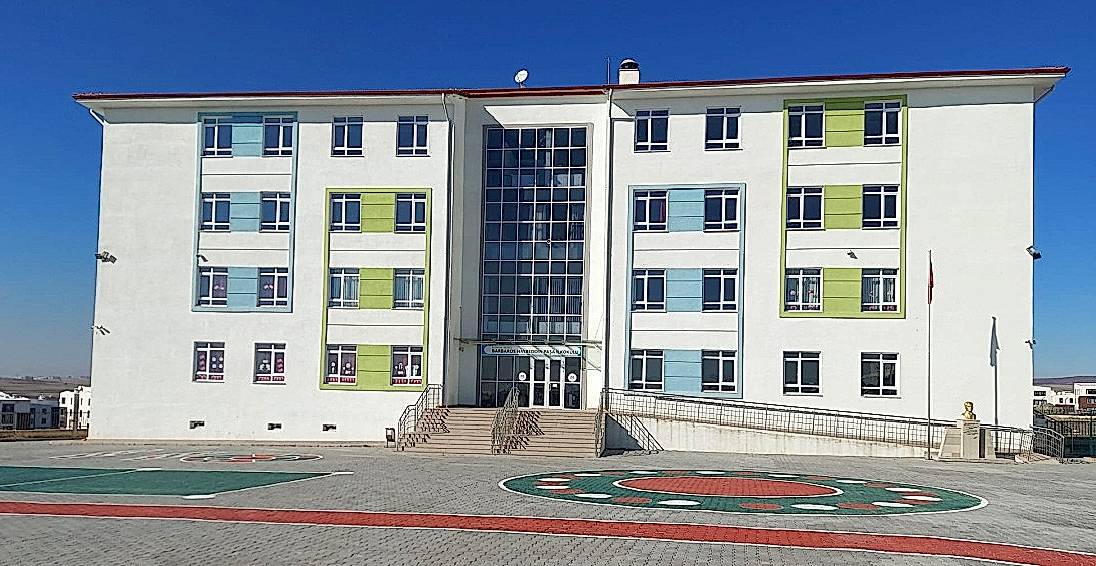 İBB Barbaros Hayrettin Paşa Ortaokulu