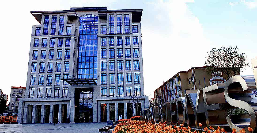 Zeytinburnu Belediye Binası